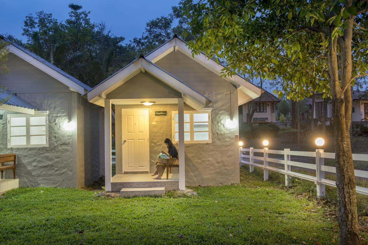 Ivy Cottage By Qiu Muak Lek District Exterior photo