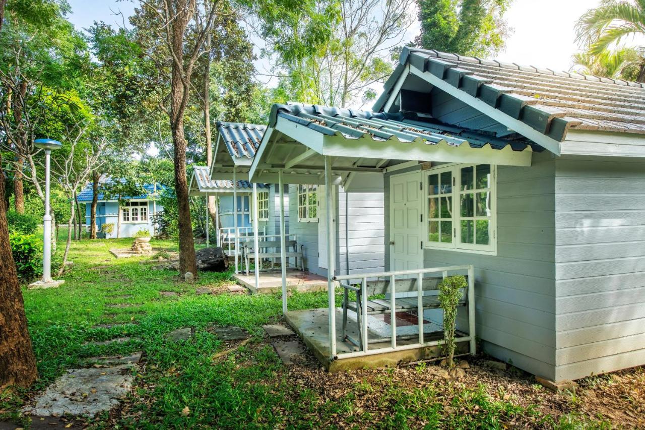 Ivy Cottage By Qiu Muak Lek District Exterior photo